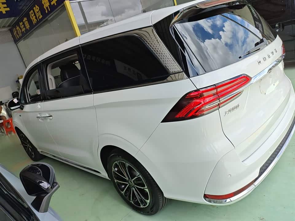 Roewe iMAX8 Roewe iMAX8