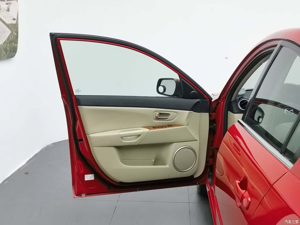 Mazda 3, 2009 8