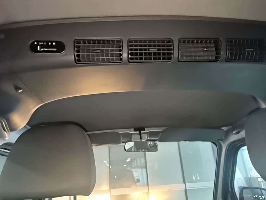 Wuling L3C, 2021 18