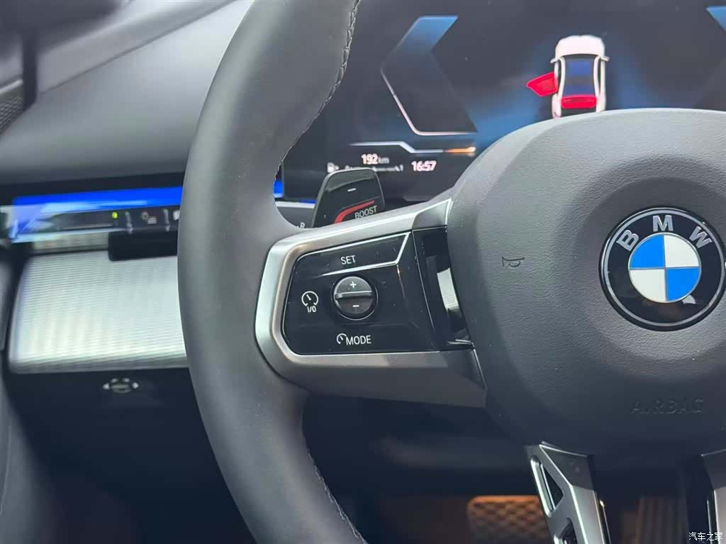 BMW 5 Series, 2025 15