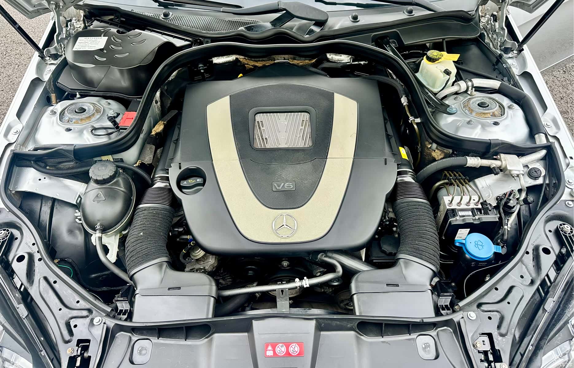 Mercedes-Benz E-Class, 2012 38