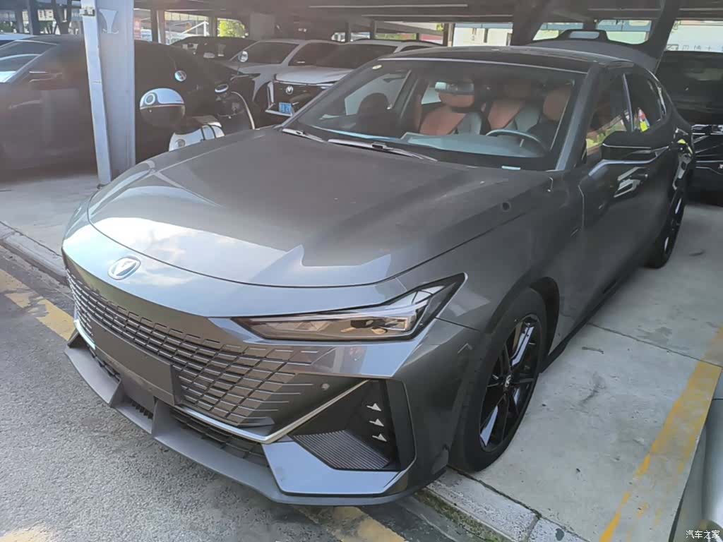 Changan UNI-V, 2022 1