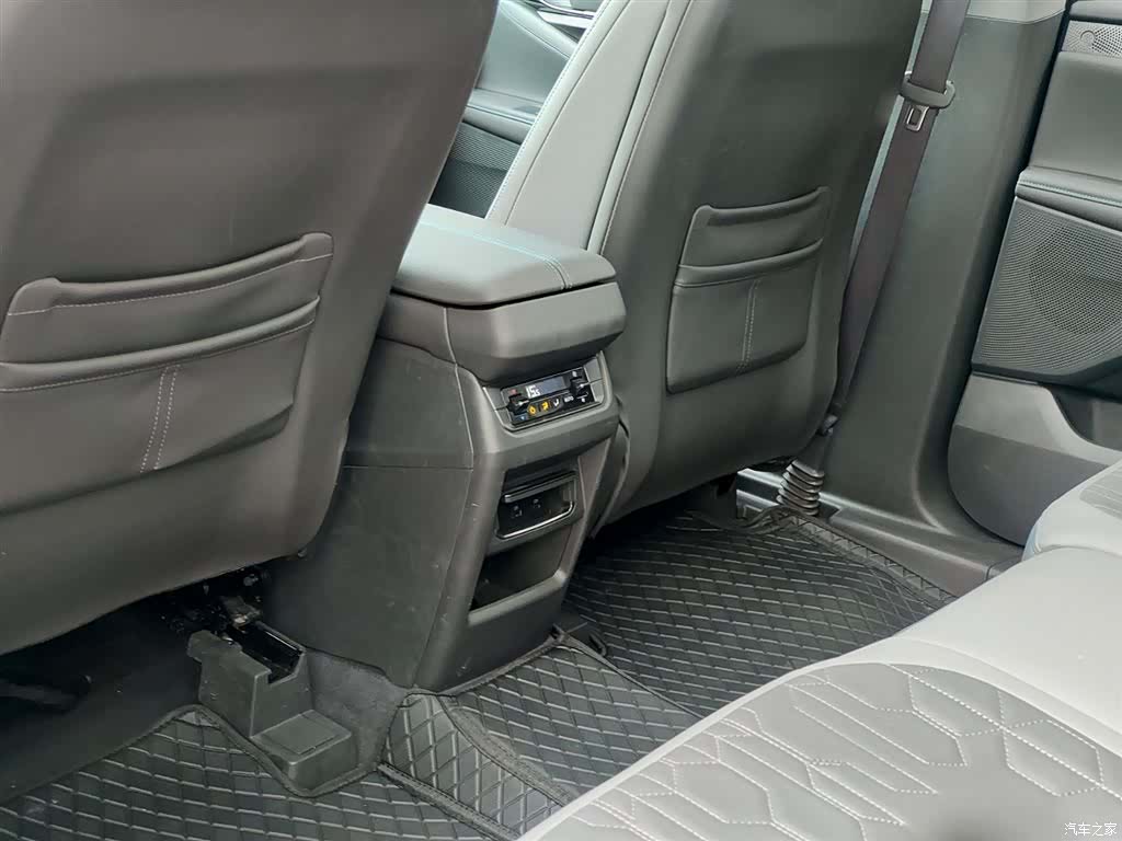 Ford Edge L, 2024 9