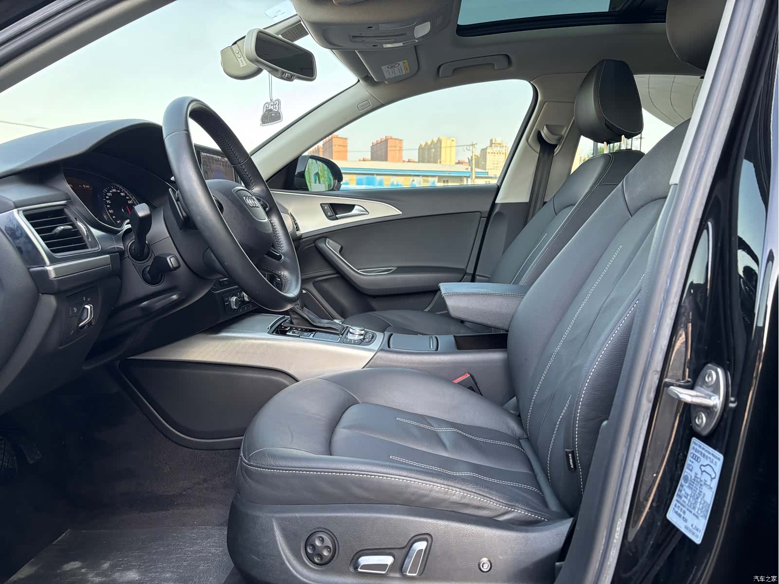 Audi A6L, 2019 8