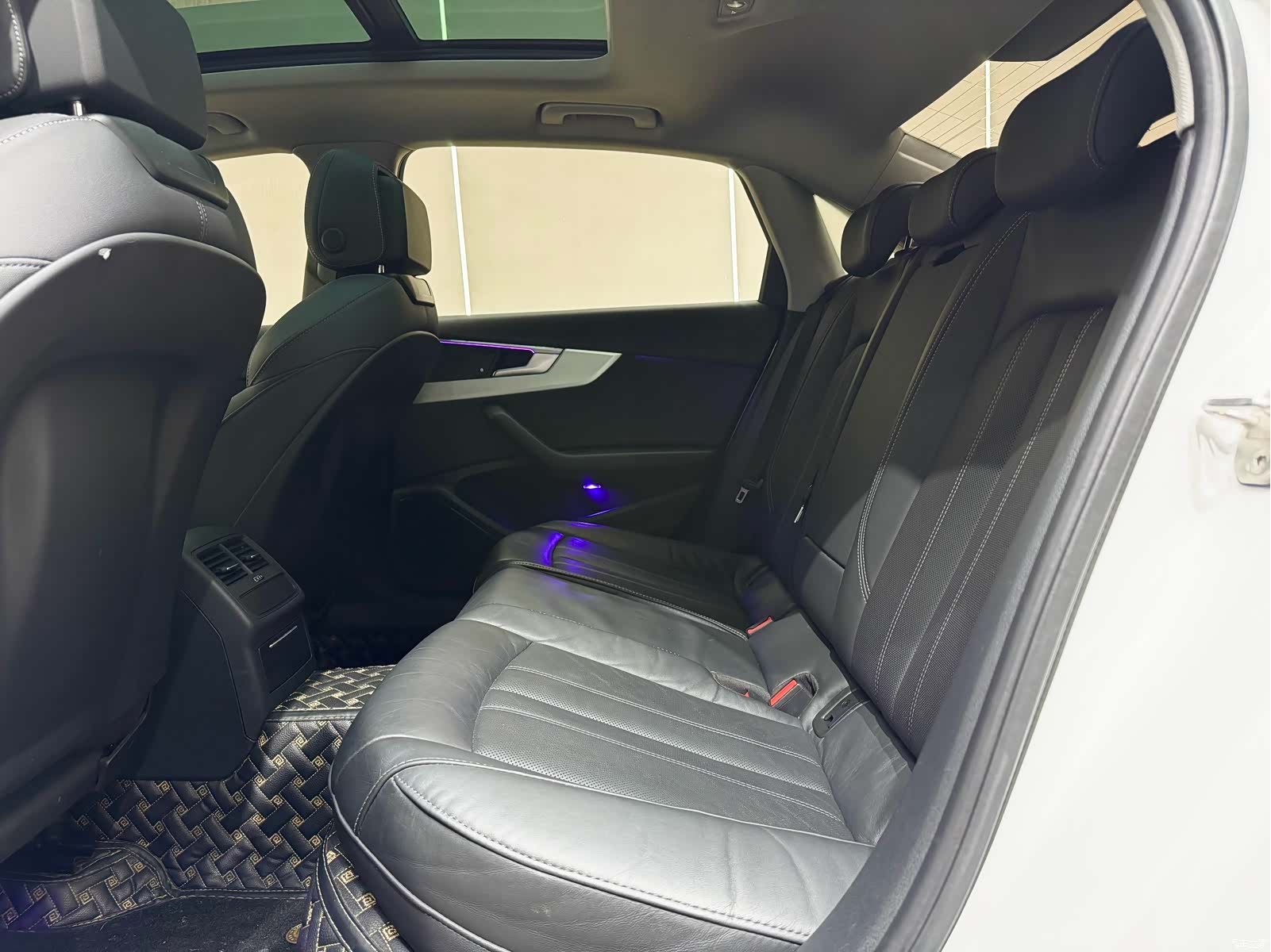 Audi A4L, 2021 18