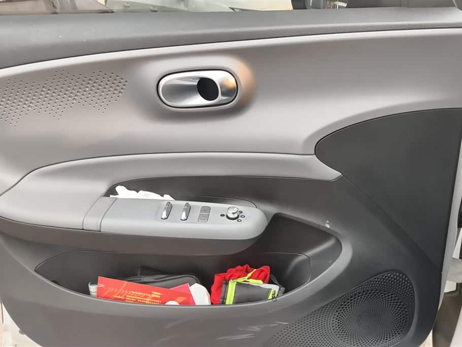 Dongfeng Nammi Nano 01