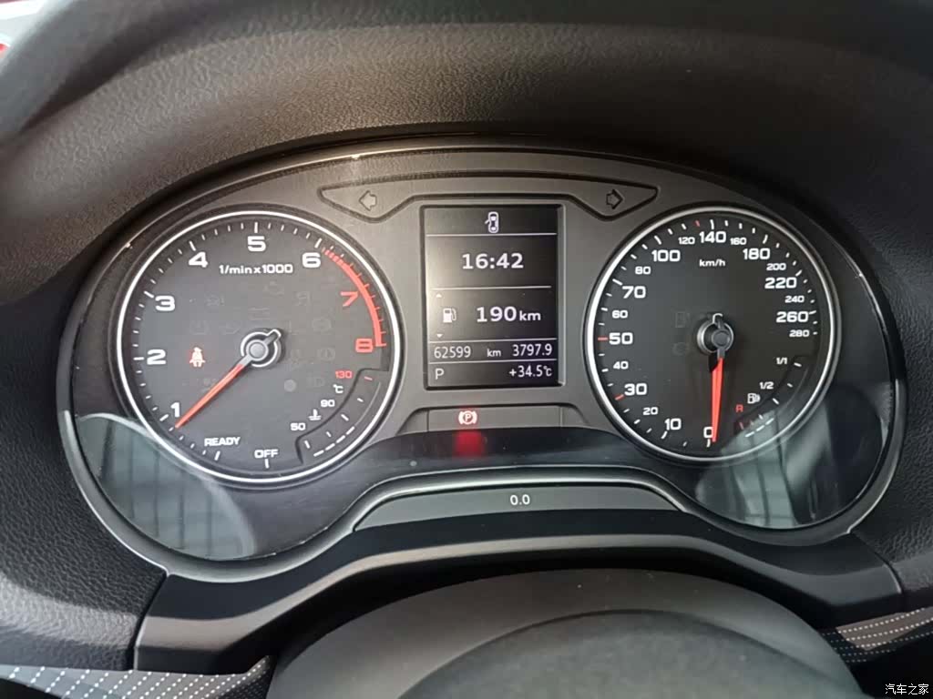 Audi Q2L, 2021 12