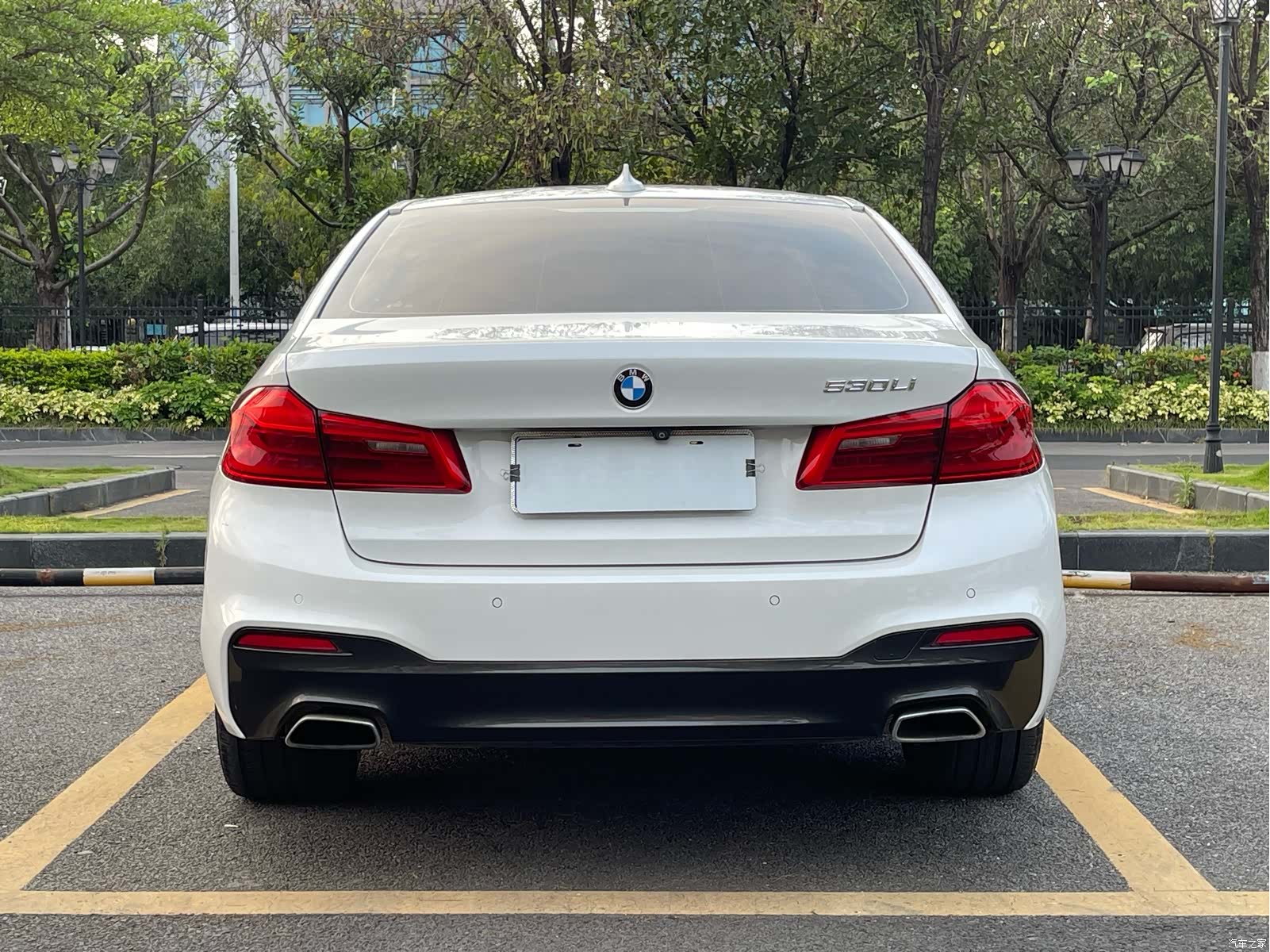 BMW 5 Series, 2019 все фото