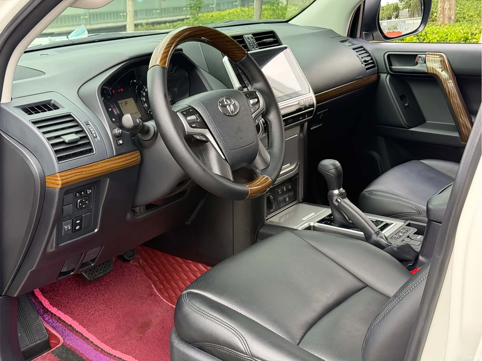 Toyota Prado, 2024 9
