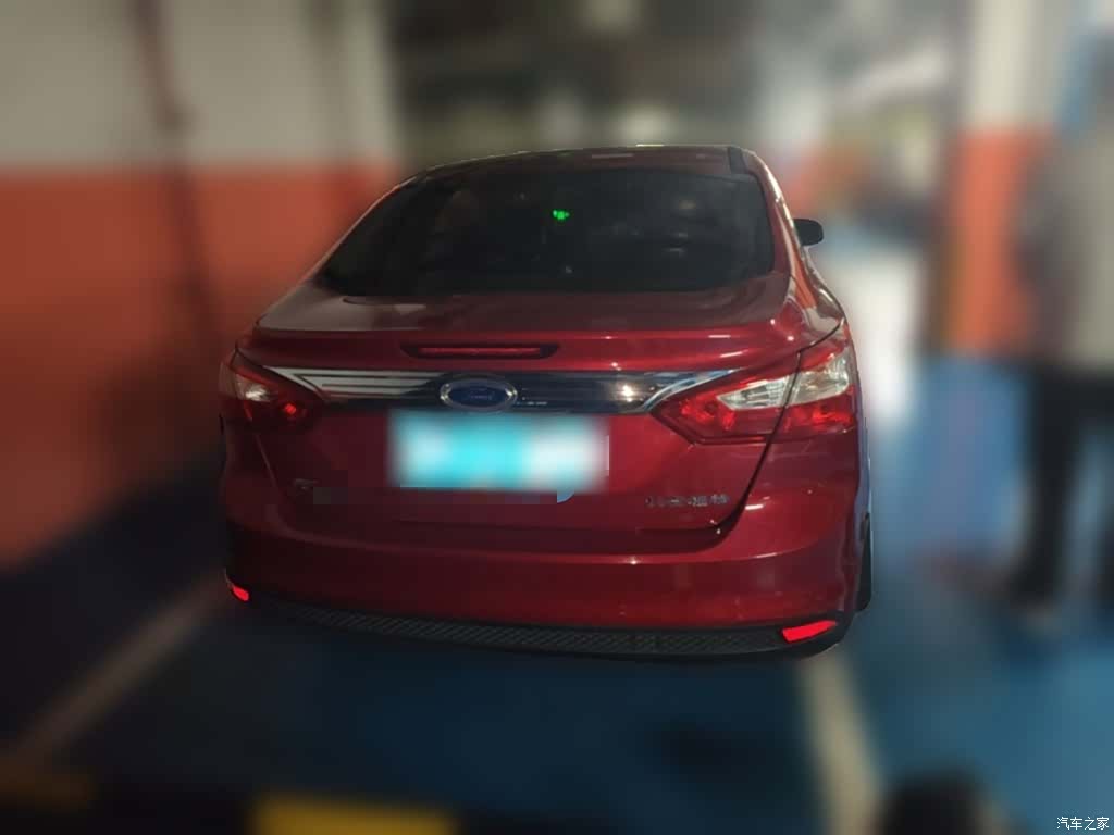 Ford Focus, 2014 4