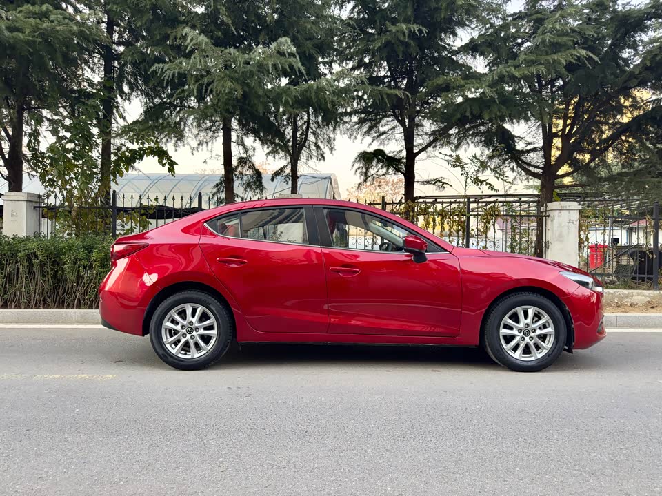 Mazda 3 Angkesaila