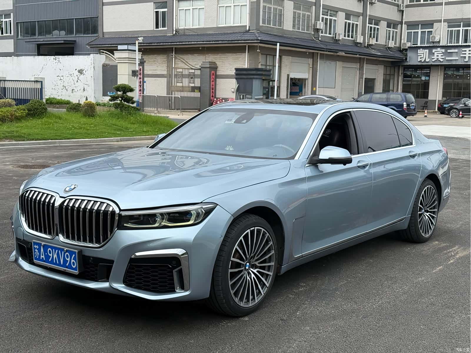 BMW 7 Series, 2011 2