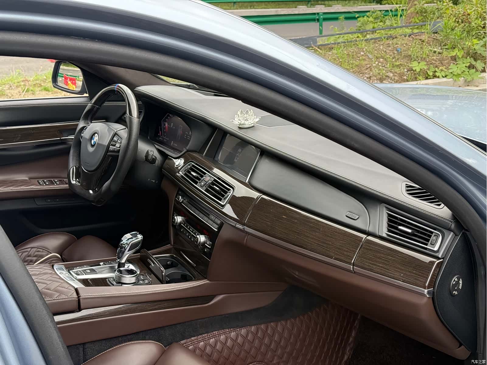 BMW 7 Series, 2011 12