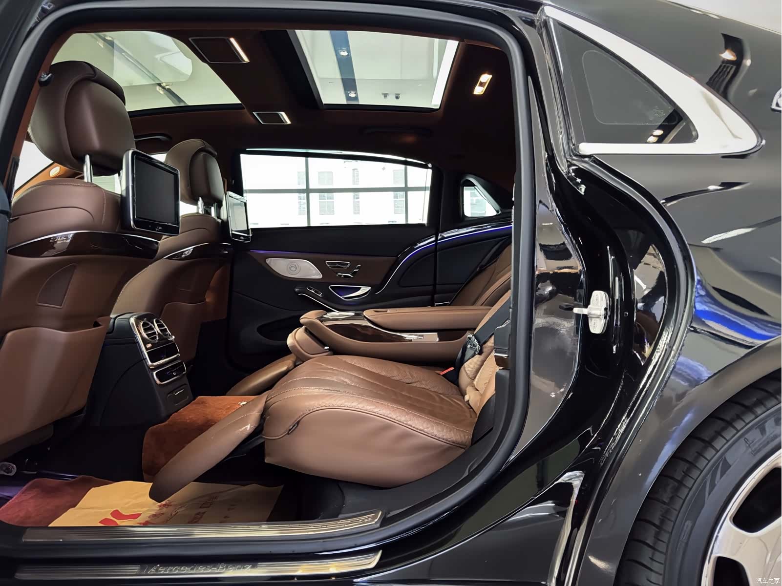 Maybach S-Class, 2016 10