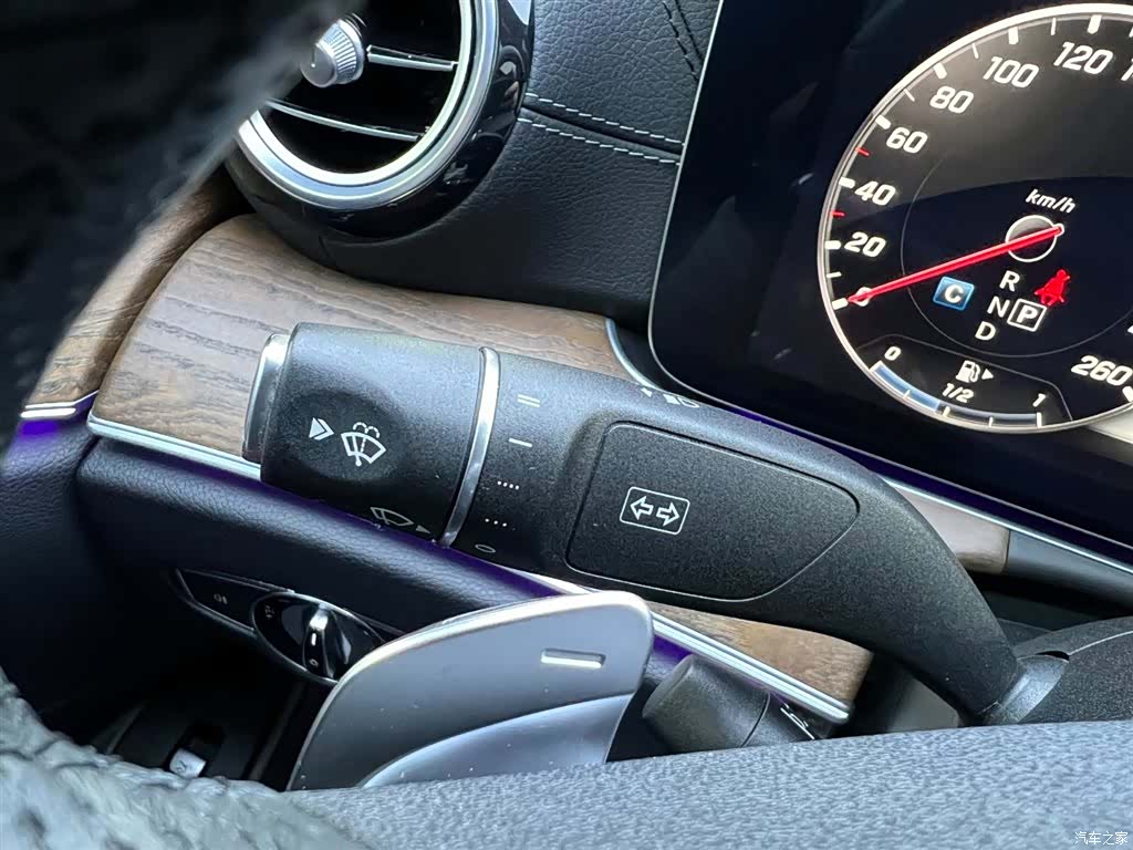 Mercedes-Benz E-Class, 2017 12