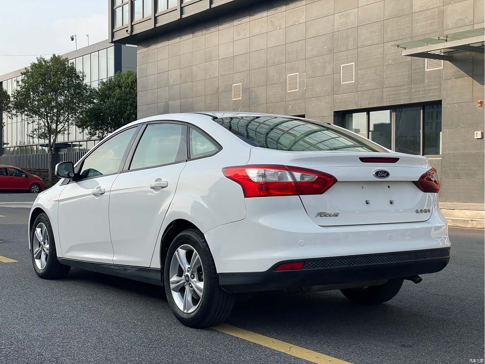 Ford Focus, 2015 11