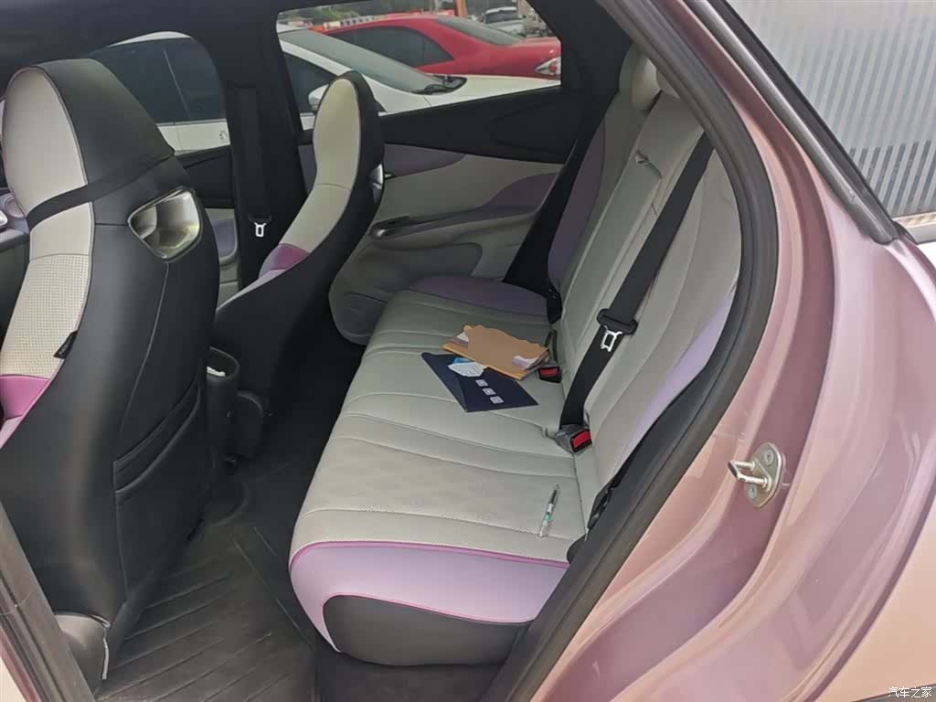 BYD Dolphin, 2023 17
