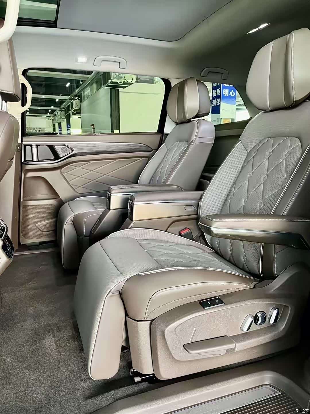 Volkswagen Viloran, 2023 6