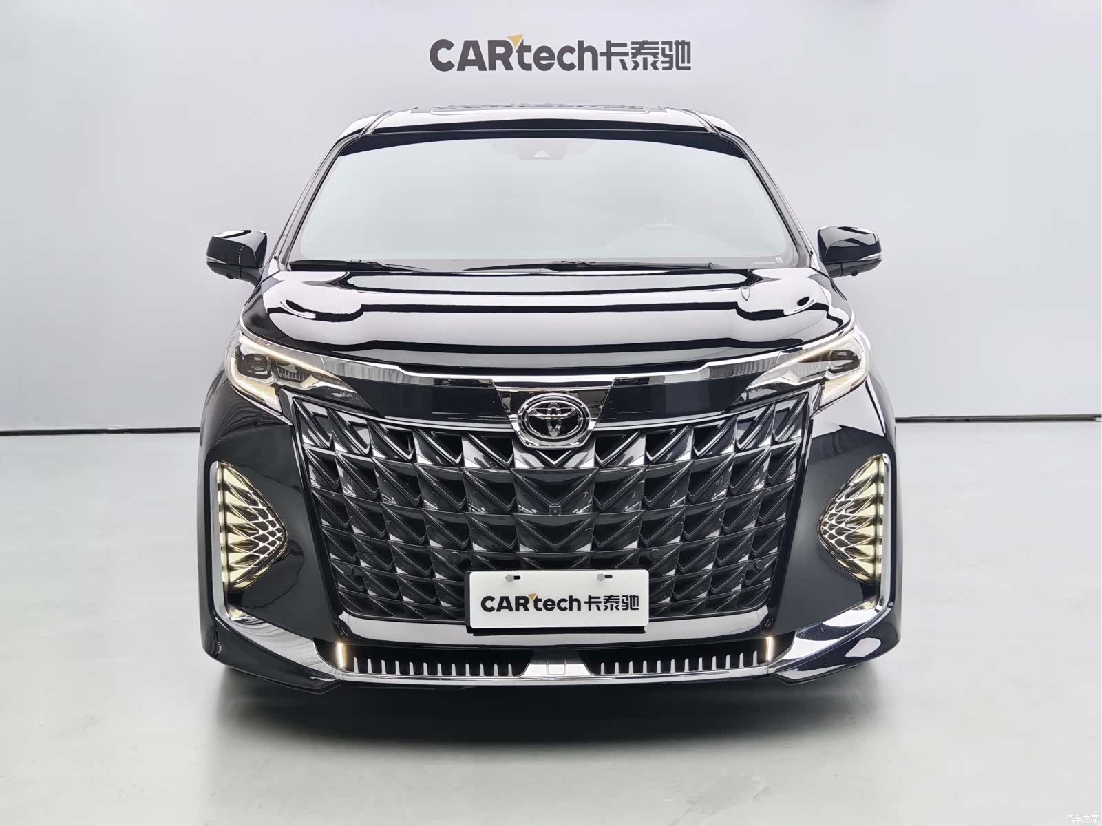 Toyota Sienna, 2024 2