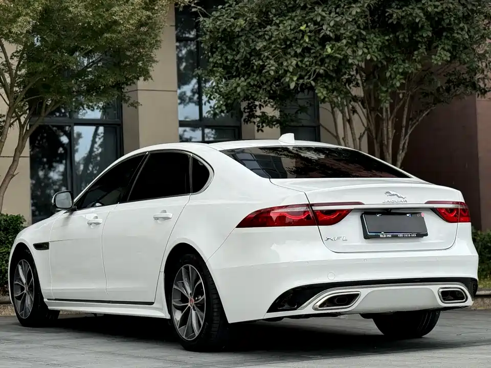 Jaguar XFL Jaguar XFL