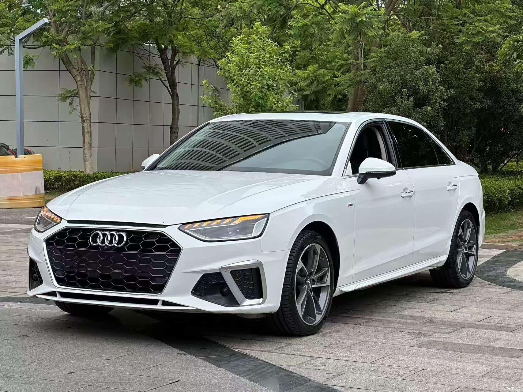 Audi A4L, 2021 1
