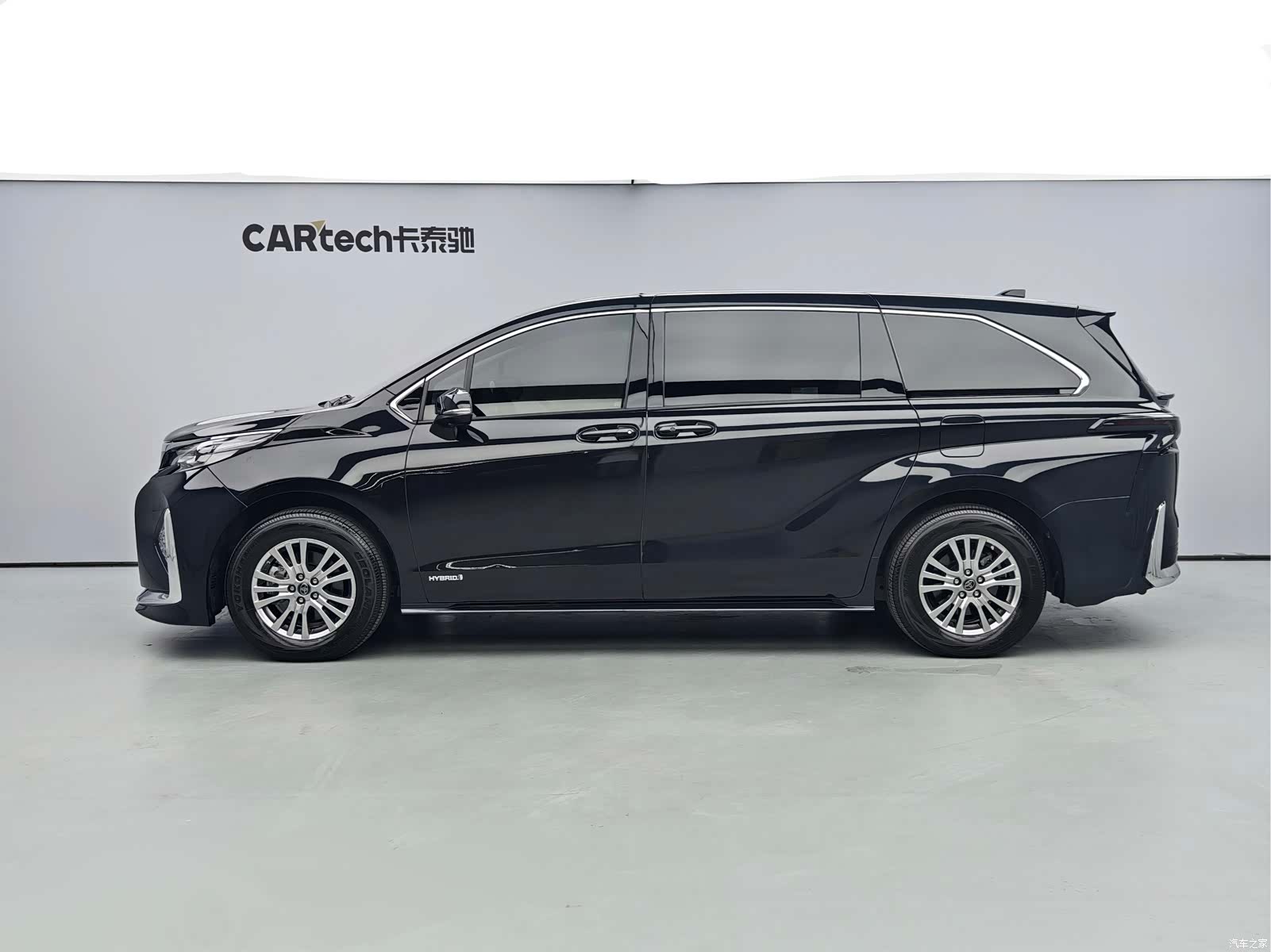 Toyota Sienna, 2023 3