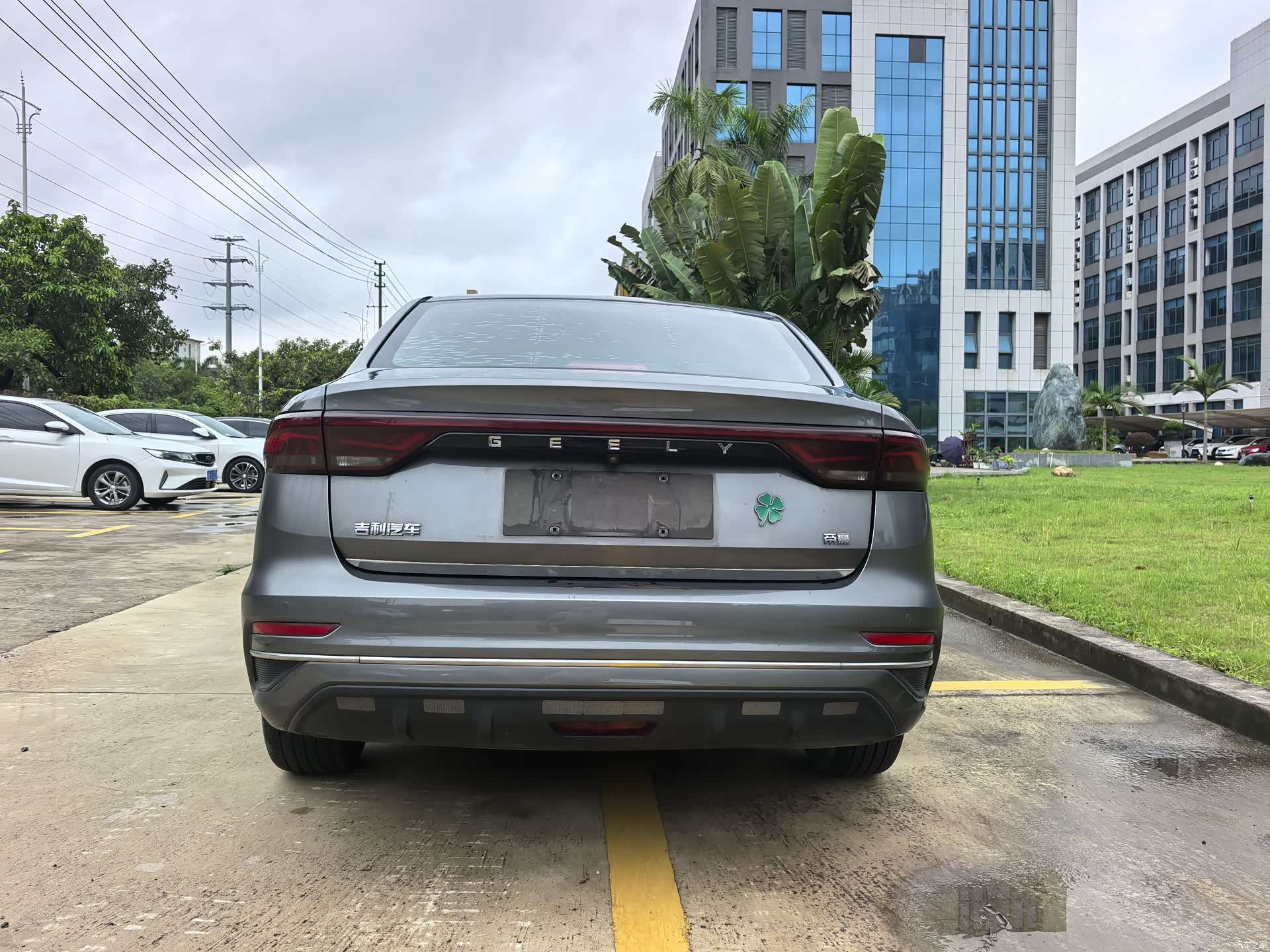 Geely Emgrand, 2022 11