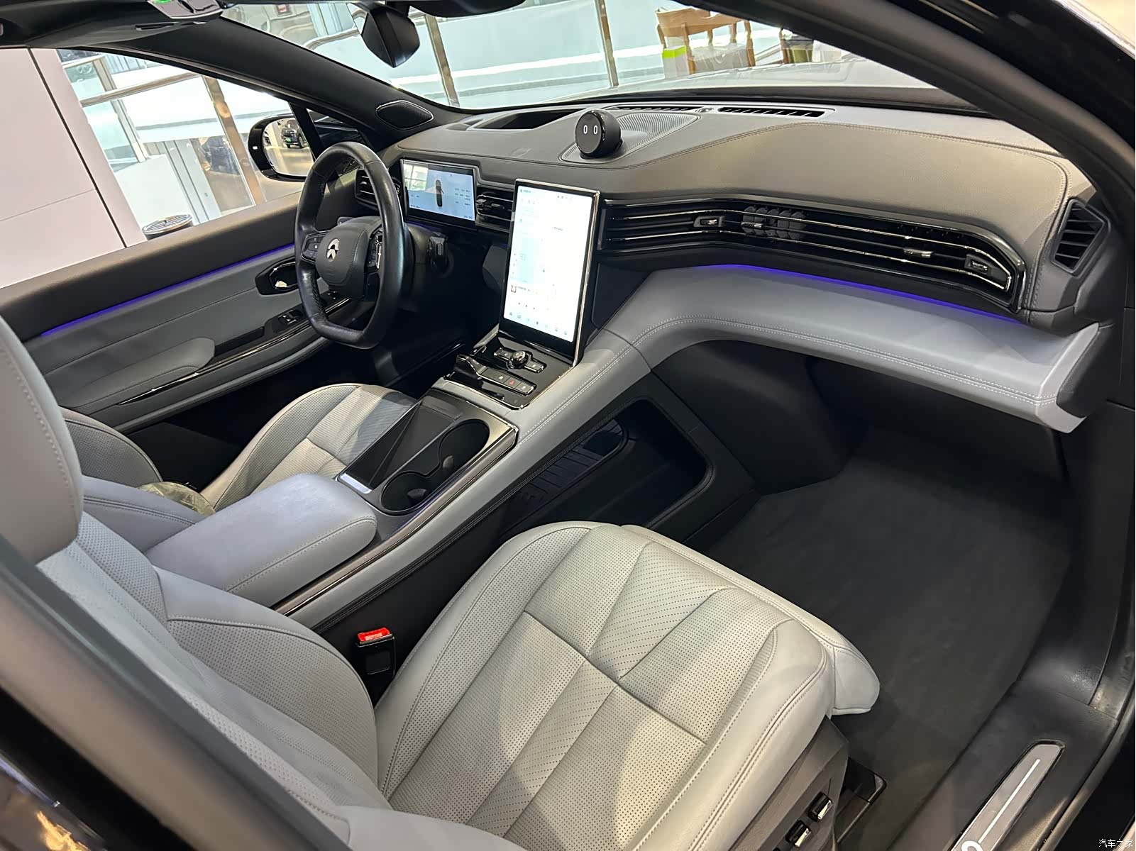 NIO ES8, 2022 12