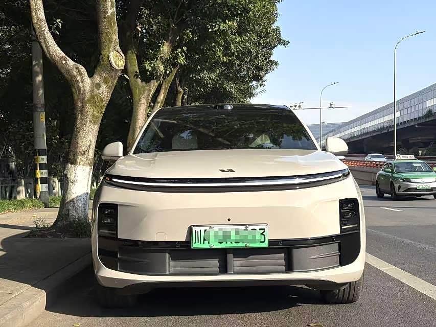 Li Auto Ideal L6