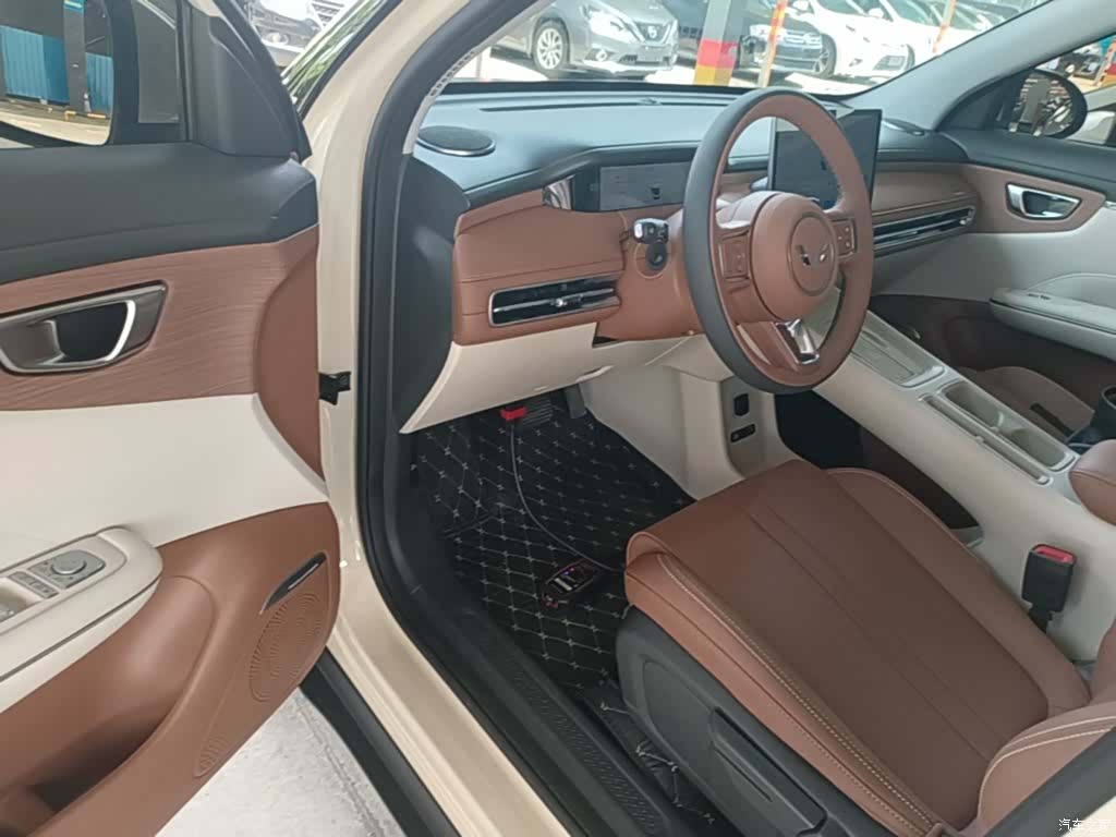 Wuling S, 2026 16
