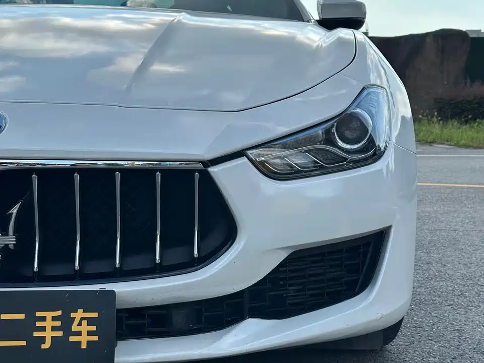 Maserati Ghibli Maserati Ghibli