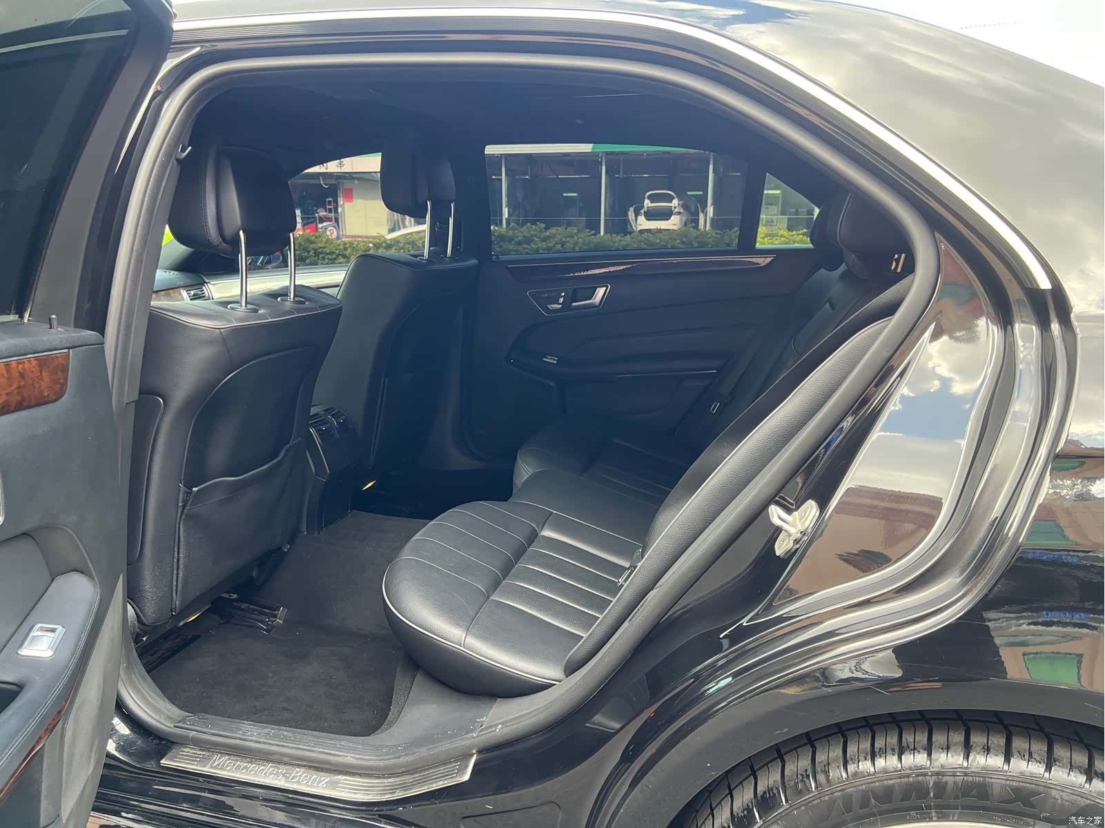 Mercedes-Benz E-Class, 2015 9