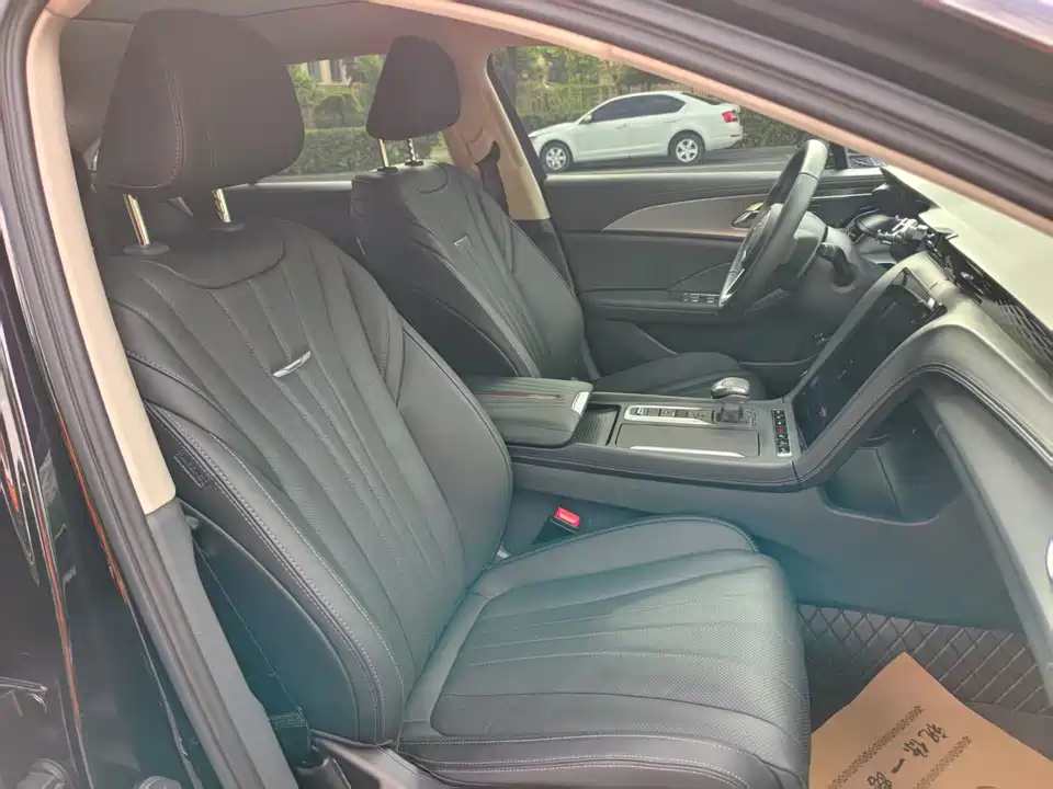 Hongqi H5