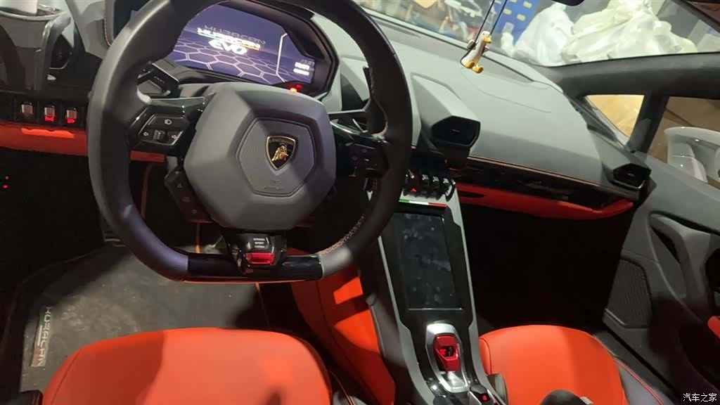 Lamborghini Huracán, 2023 10