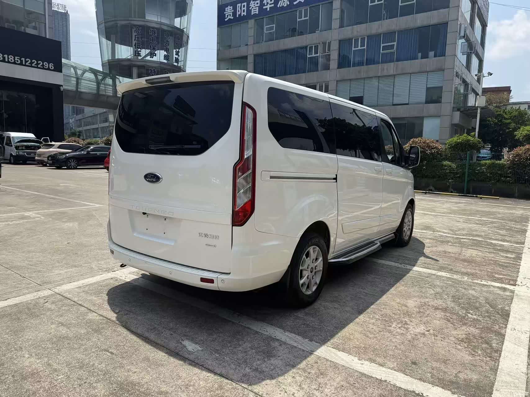 Ford Tourneo, 2017 6
