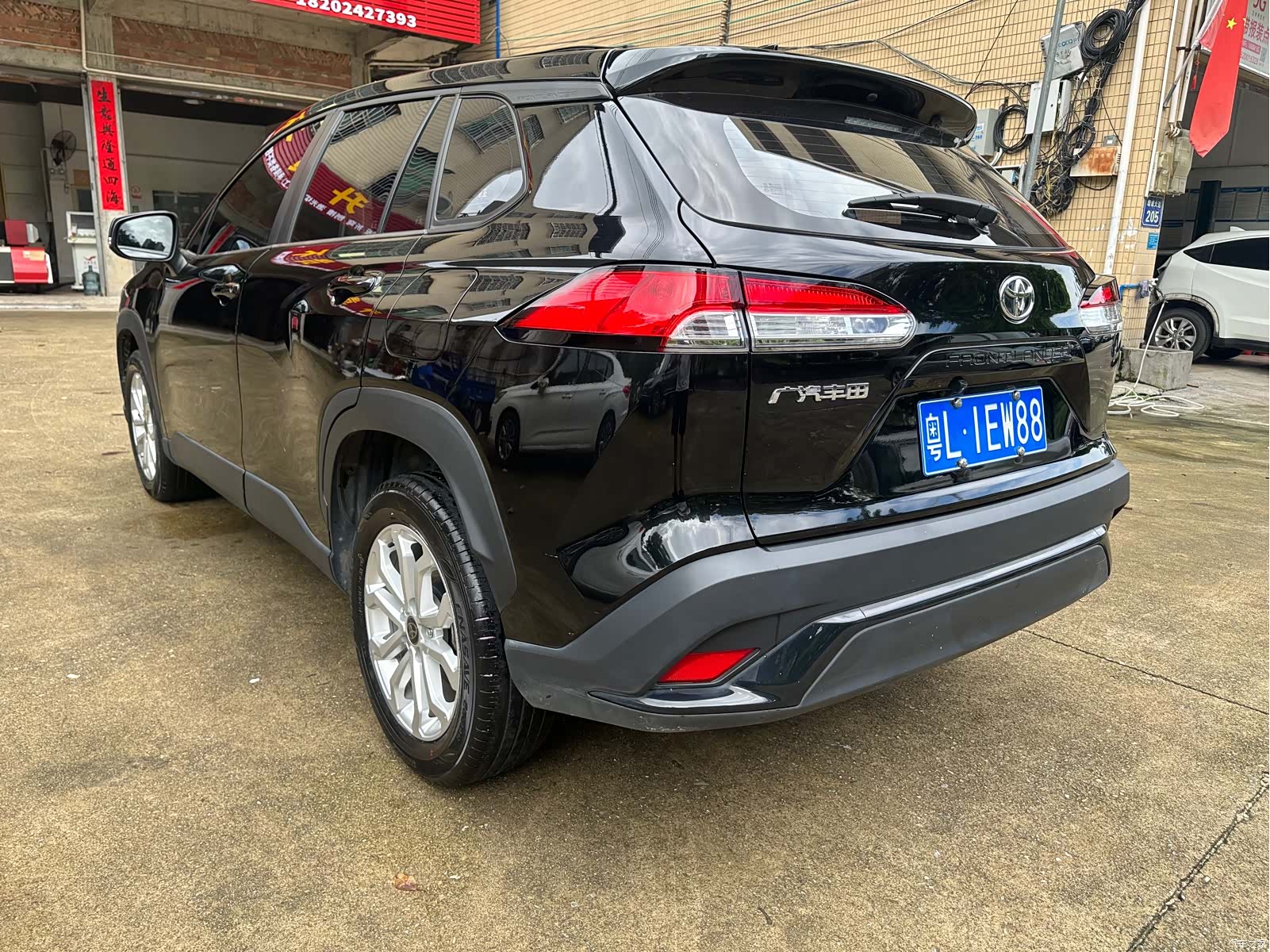 Toyota Frontlander, 2023 все фото