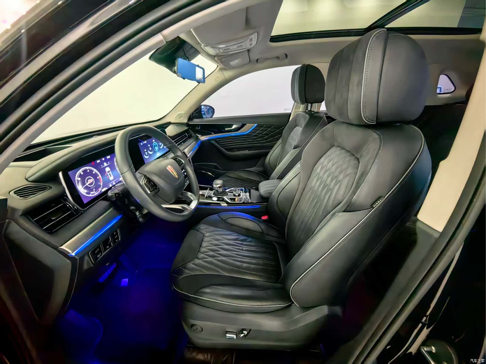 Hongqi HS5, 2023 9