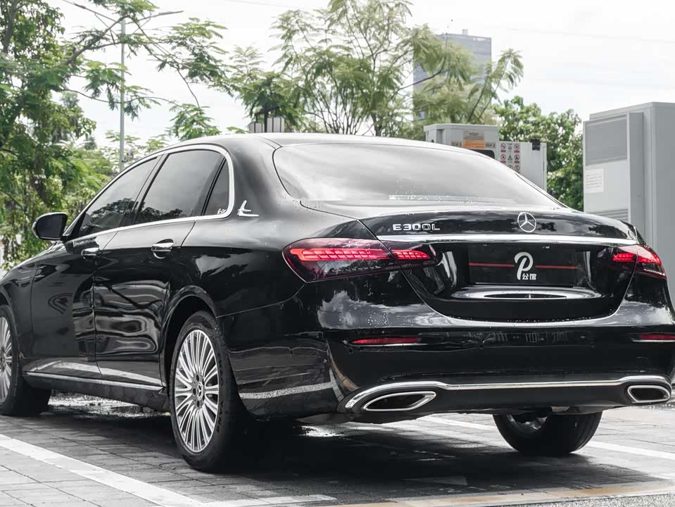 Mercedes-Benz E-class Mercedes-Benz E-class