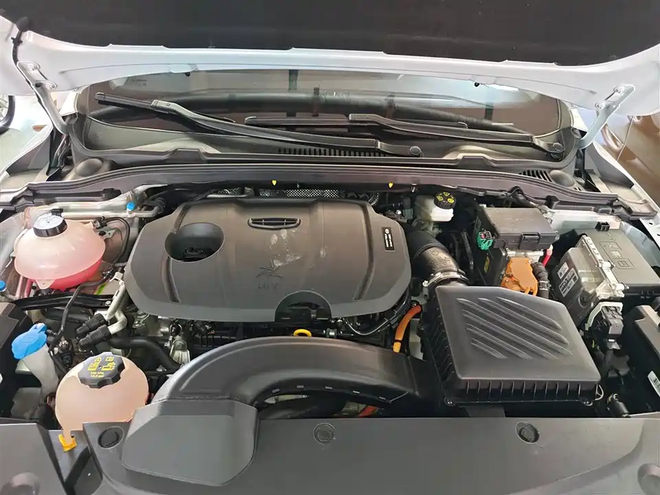 Geely Emgrand L HiP Geely Emgrand L HiP