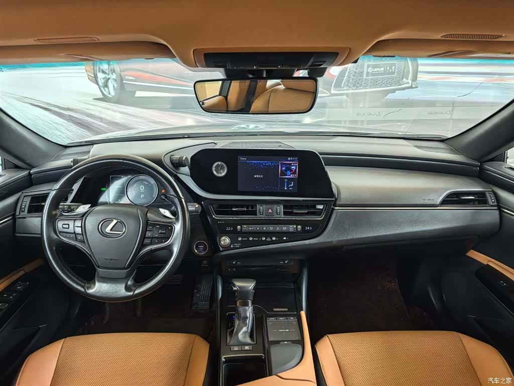 Lexus ES, 2022 6