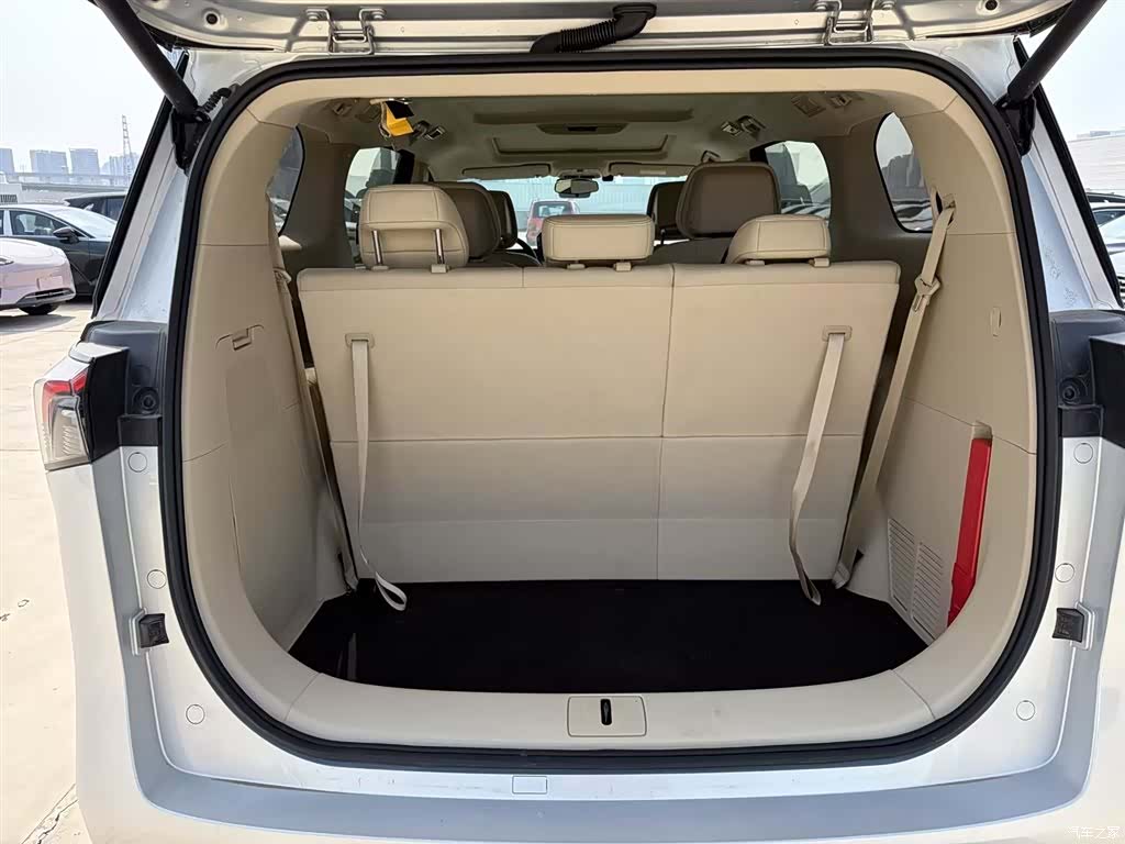 Buick GL8, 2025 16