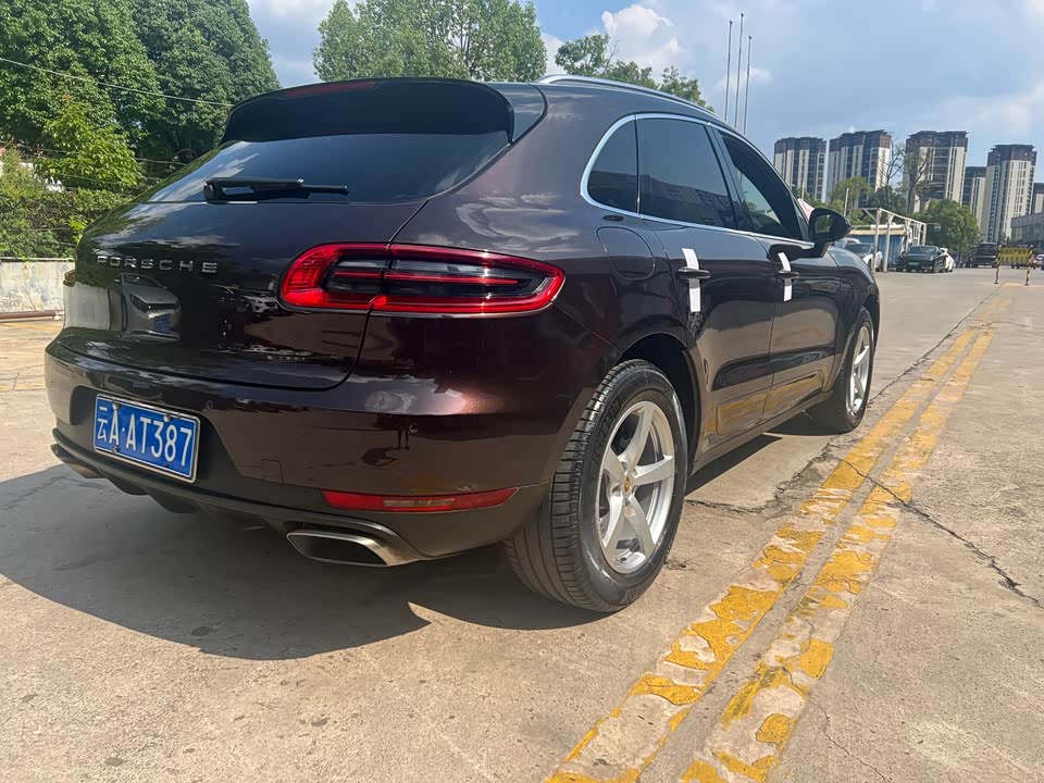 Porsche Macan Porsche Macan