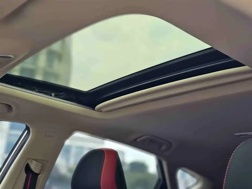 Geely Emgrand GS