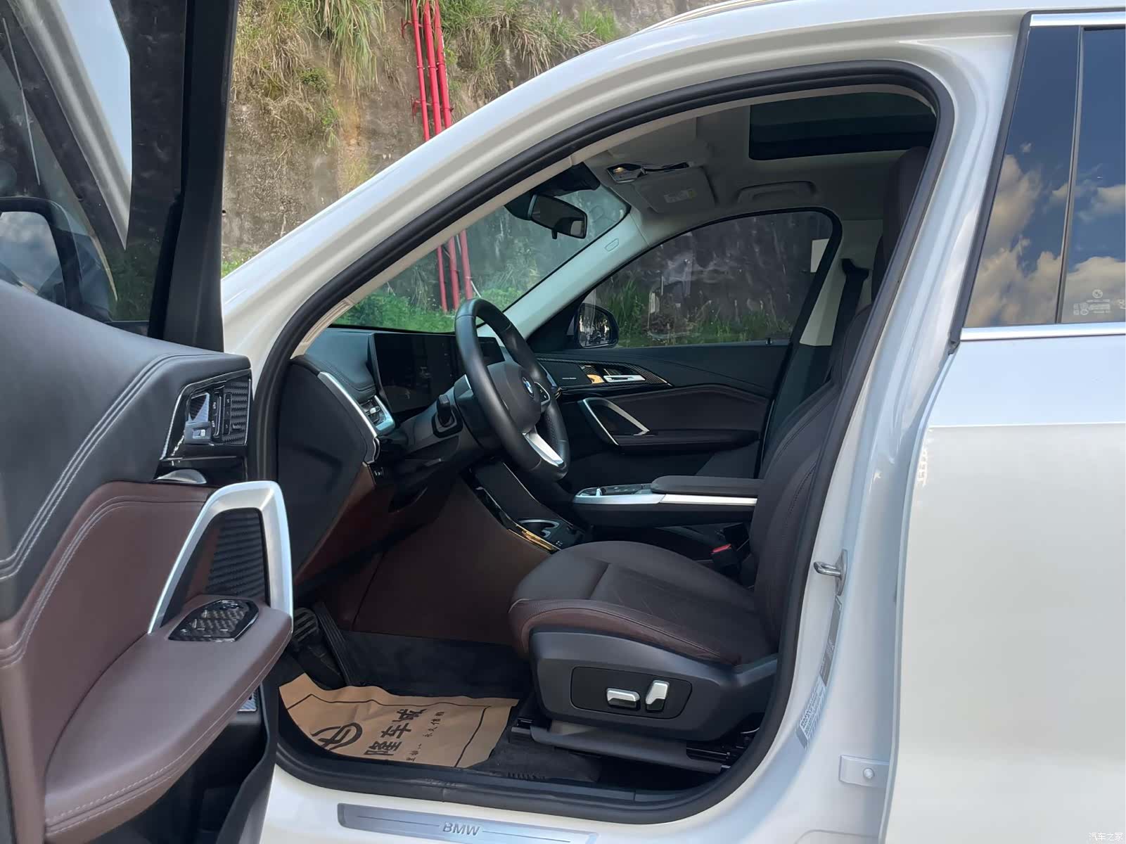 BMW X1, 2024 все фото
