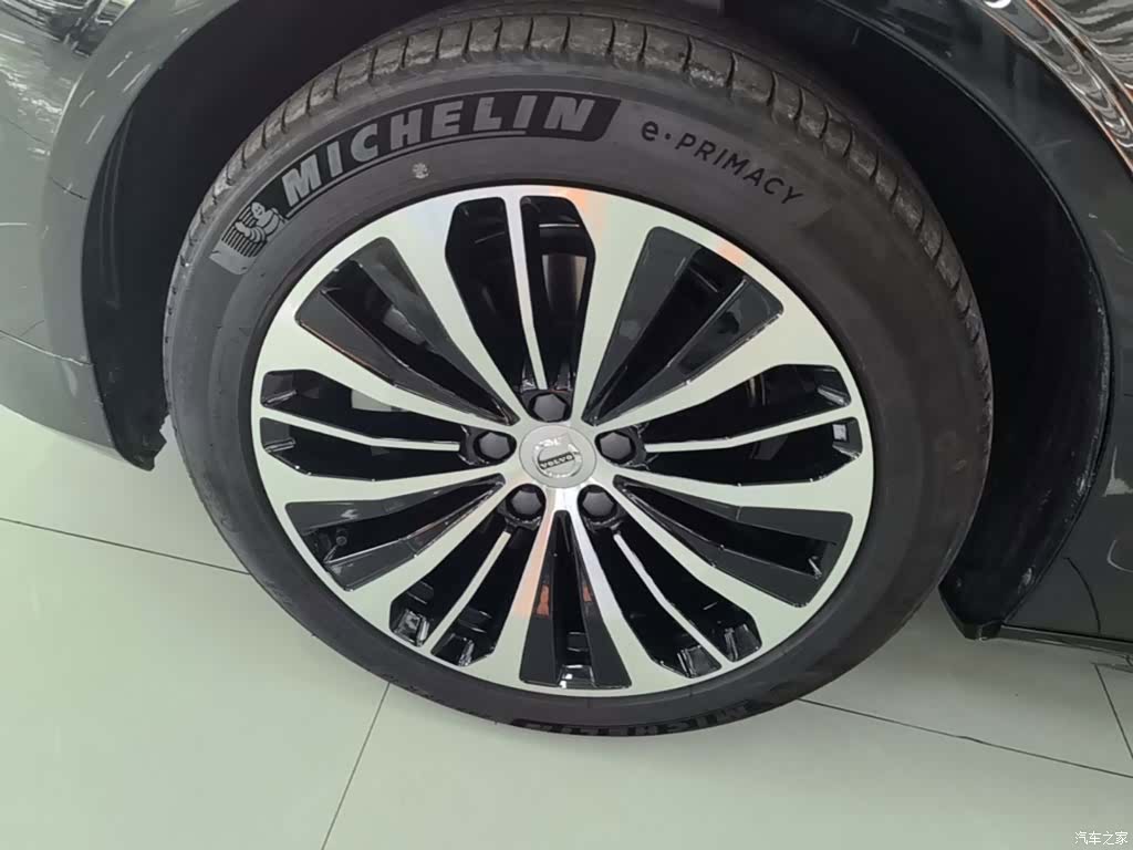 Volvo S90, 2024 23