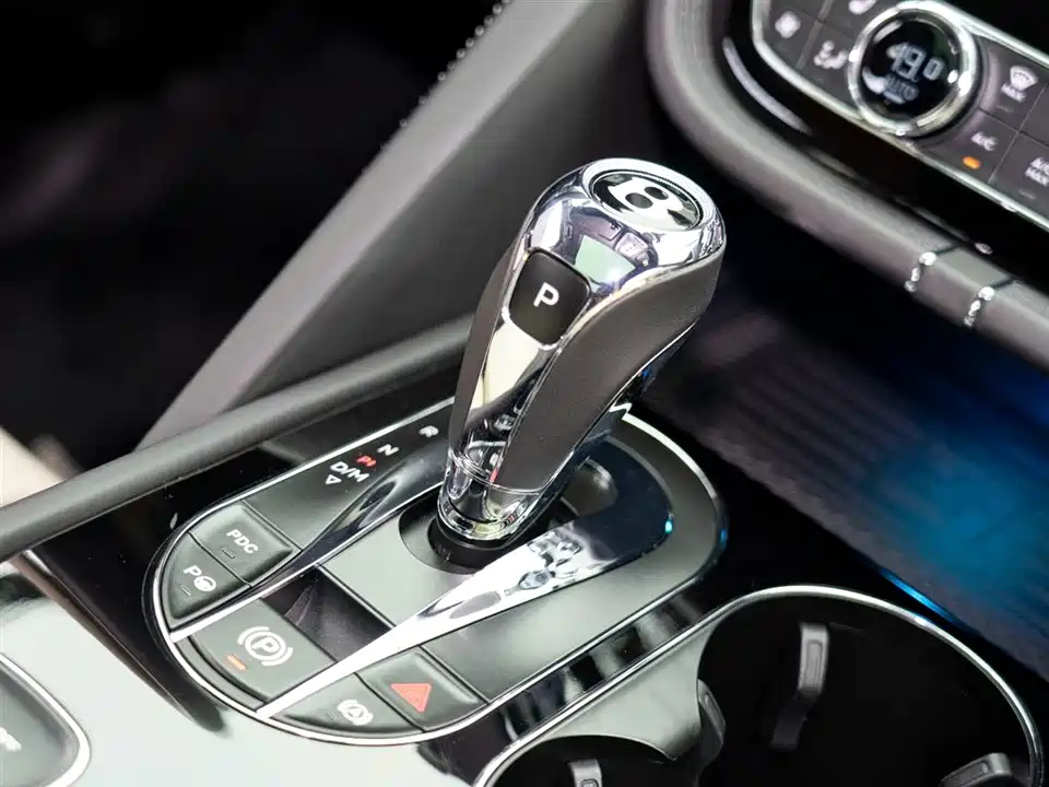 Bentley Tim Yue Bentley Tim Yue