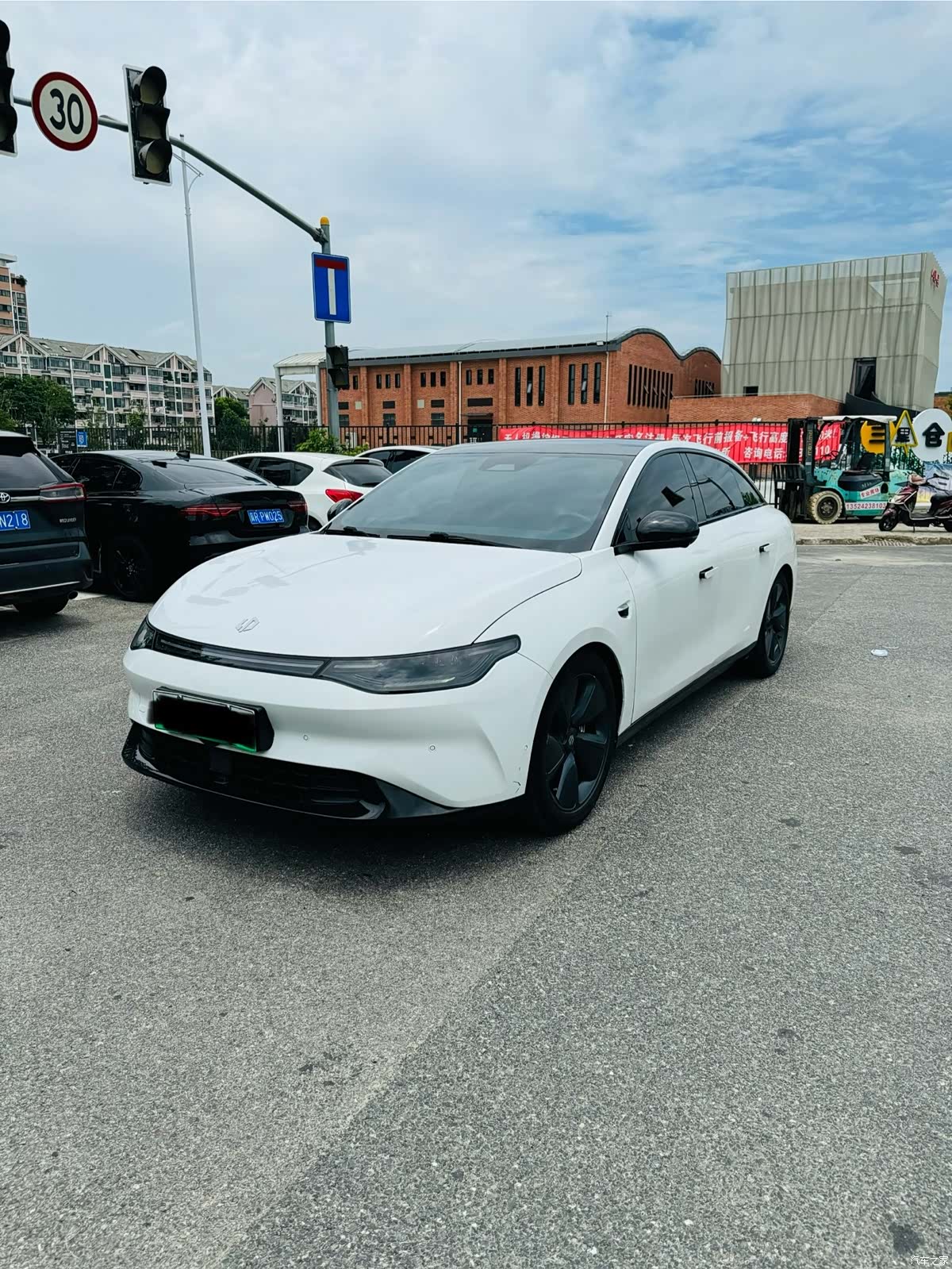Leapmotor C01
