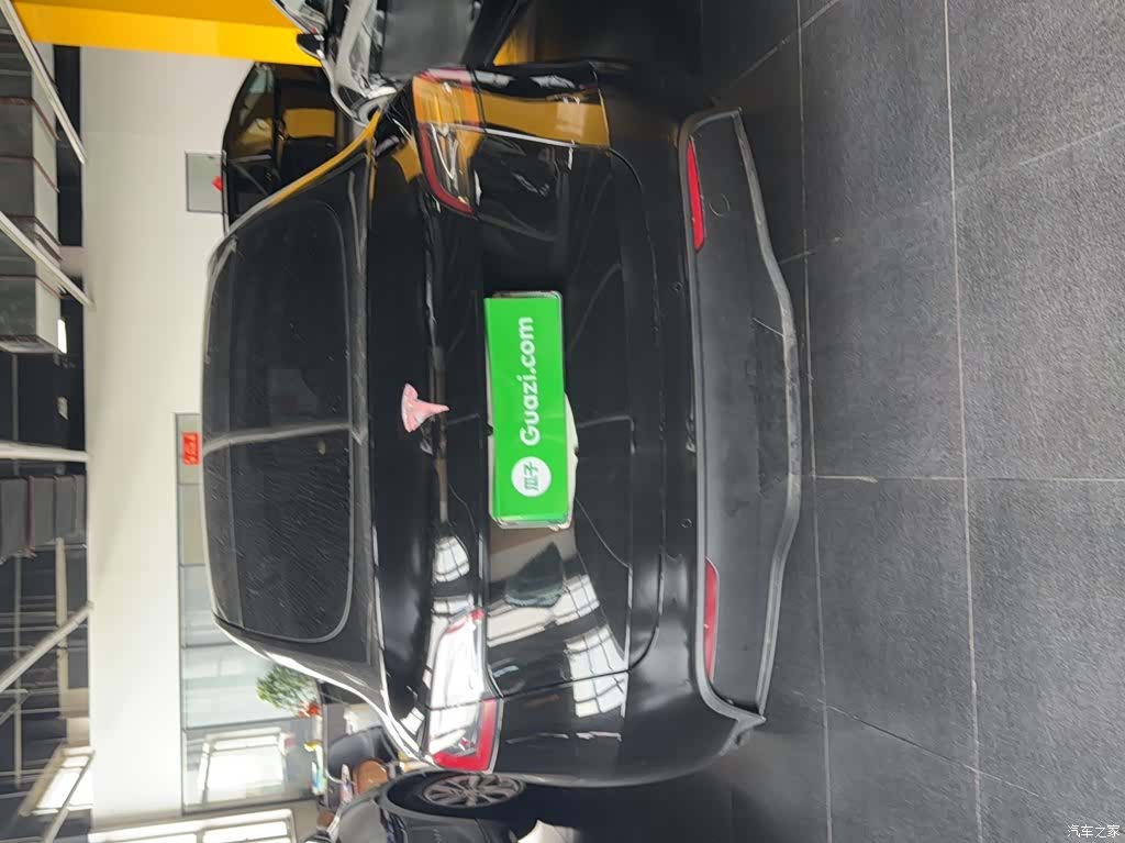 Tesla Model Y, 2024 13