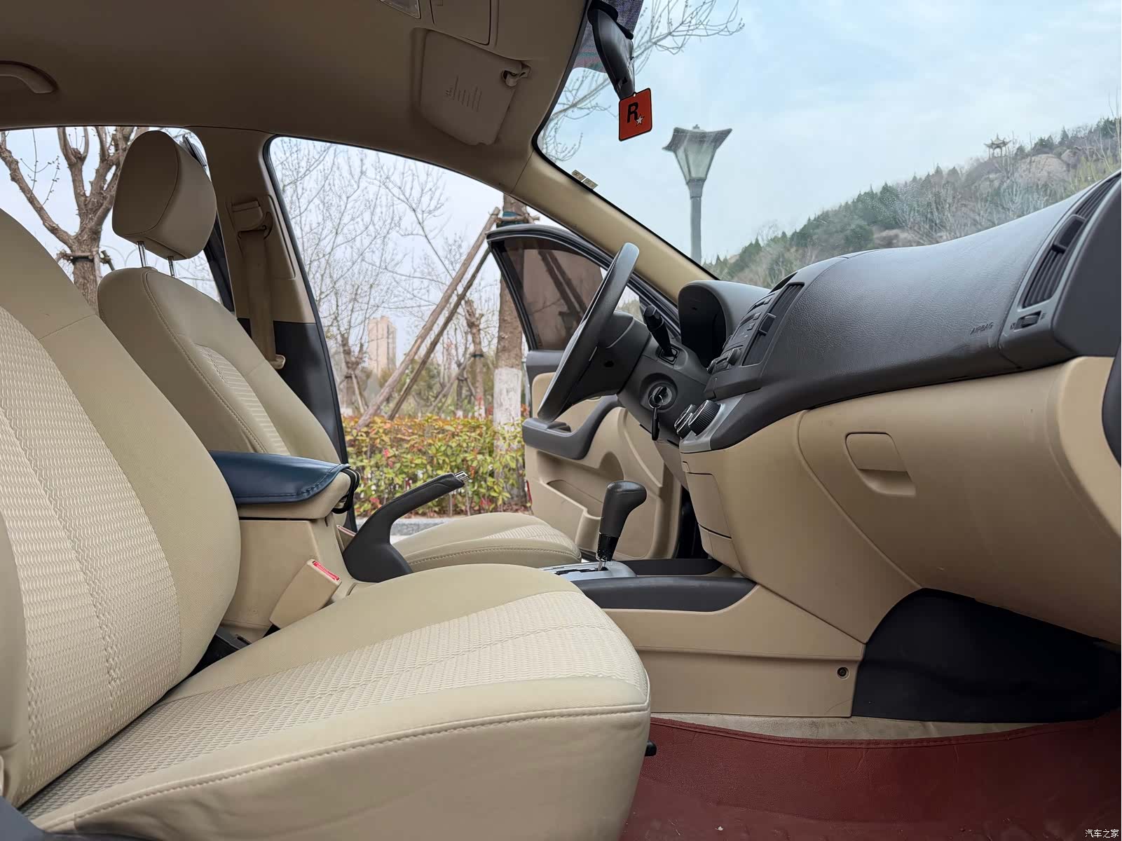 Hyundai GL, 2010 9