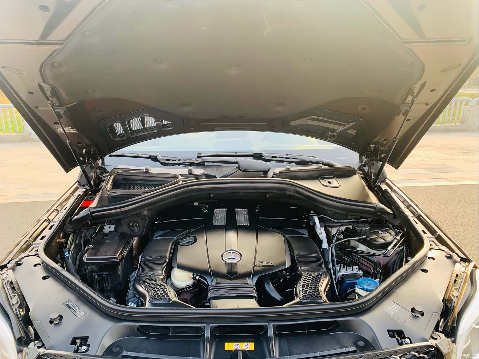 Mercedes-Benz GL-Class, 2016 15